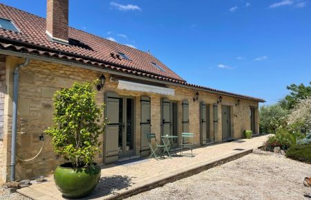 G&icirc;te n&deg;24G10123 Chalais - Dordogne - photo