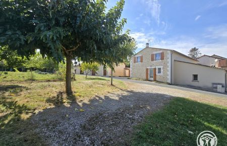 G&icirc;te n&deg;24G699 Champagnac-de-Belair - Dordogne - photo