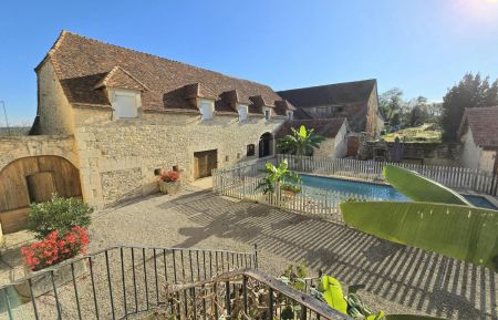G&icirc;te n&deg;24G831033 Sainte-Eulalie-d'Ans - Dordogne - photo
